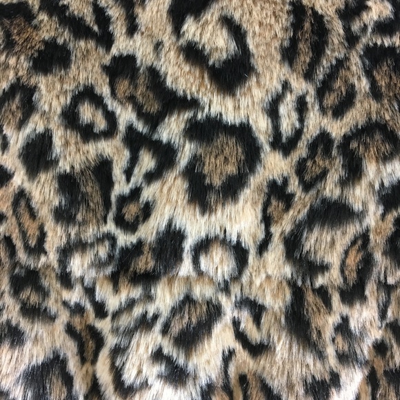 Furry Animal Print Sweater Sleeveless Vest - Picture 6 of 8